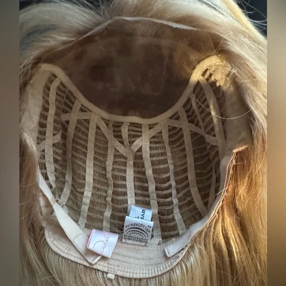 Human Hair Wig by Raquel Welch Hand Tied Top Blonde Rooted STUNNING HIGH-END WIG - Picture 6 of 15